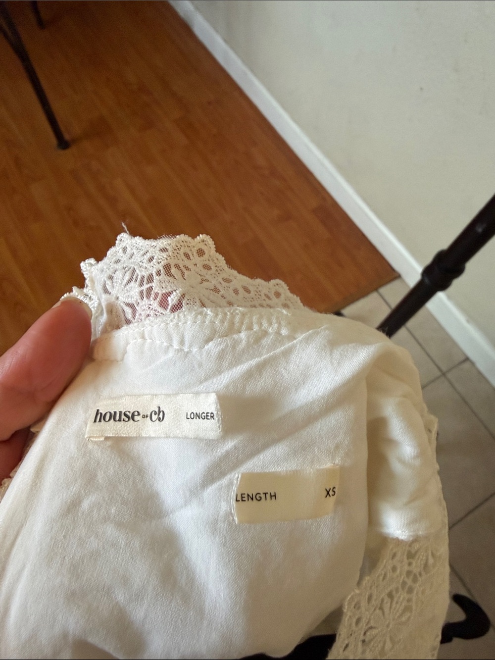 House of CB Scarlett White Embroidered Cotton Lace Trim Mini Dress size XS Long - Picture 10 of 16